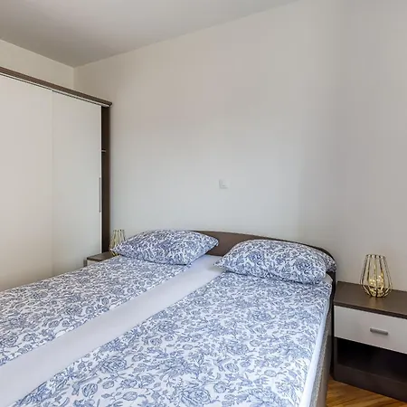 Apartament Mirjana In Karigador