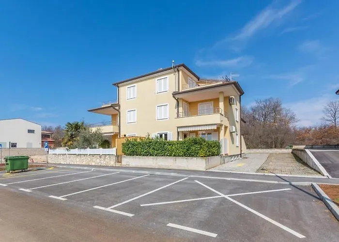 Apartman Mirjana In Karigador